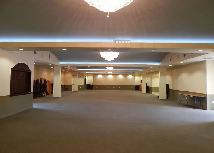 The Campbell Hotel 4*